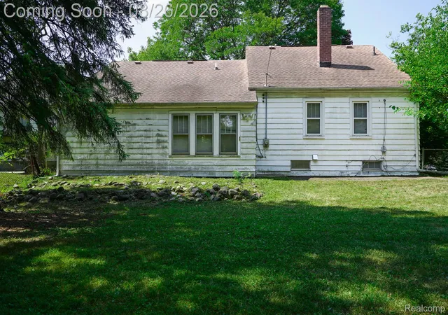 5th image of 2476 Voorheis Rd, Waterford Charter Township Oakland, MI 48328 | MLS# 20261067450