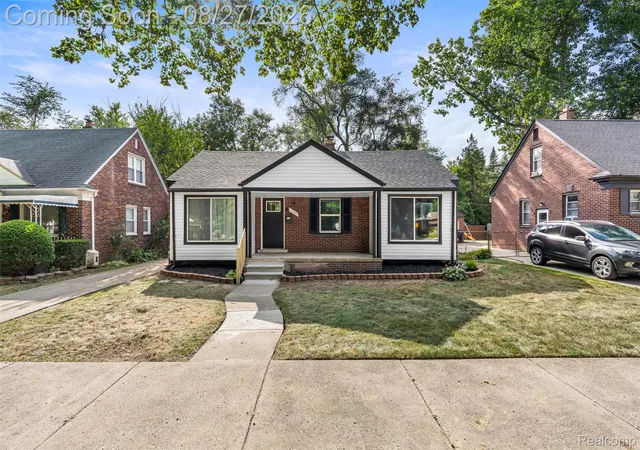 Photo 2 of Single family home for sale at 11343 W Parkway St, Detroit City Wayne, MI 48239 | MLS# 20261067458 | Listing updated on 2026-09-16