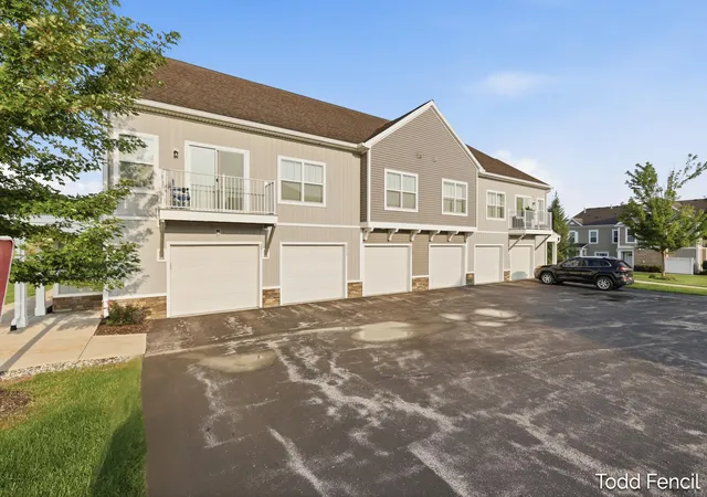 4th image of 3507 Crystal River St Sw #109, Wyoming City Kent, MI 49418 | MLS# 65026044596