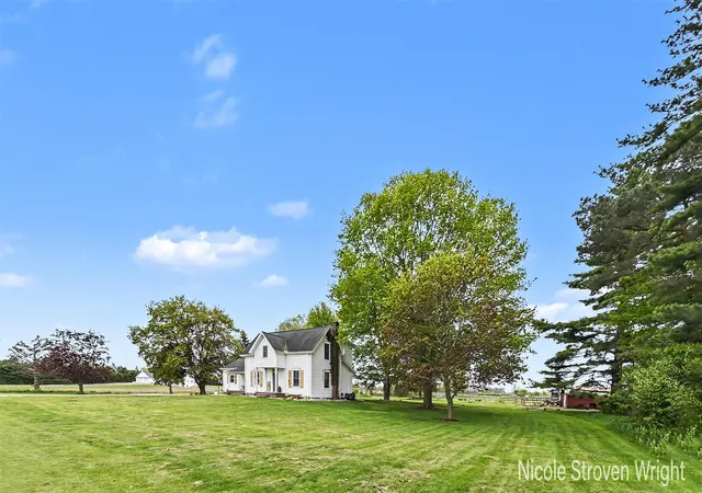 4th image of 1191 W Dexter Trl, Vevay Township Ingham, MI 48854 | MLS# 65026044600