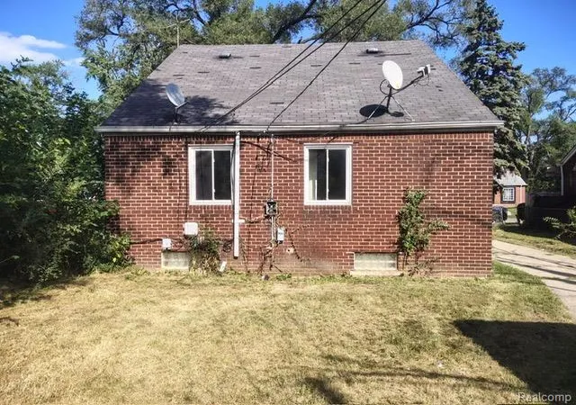 Photo 3 of Single family home for sale at 19399 Revere St, Detroit City Wayne, MI 48234 | MLS# 20261067470 | Listing updated on 2026-08-25