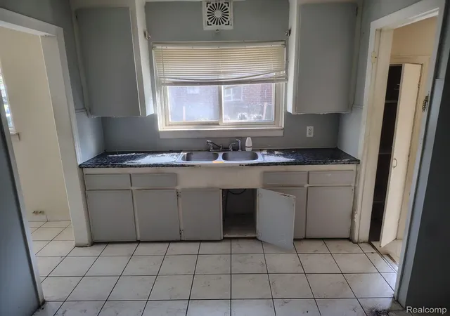 Photo 3 of Single family home for sale at 19399 Revere St, Detroit City Wayne, MI 48234 | MLS# 20261067470 | Listing updated on 2026-08-25