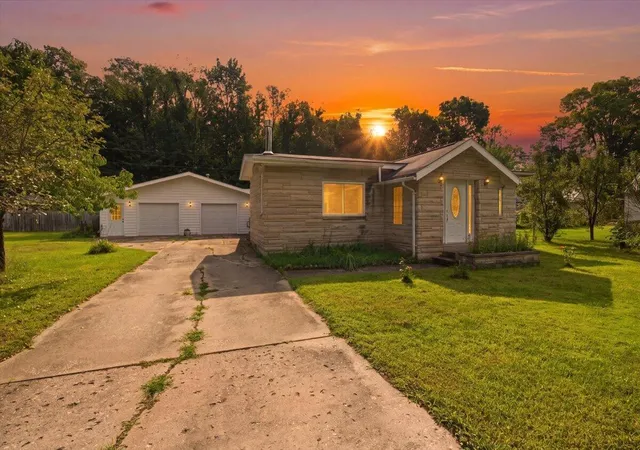Photo 1 of Single family home for sale at 9129 3rd St, Oronoko Charter Township Berrien, MI 49103 | MLS# 69026044604 | Listing updated on 2026-09-11