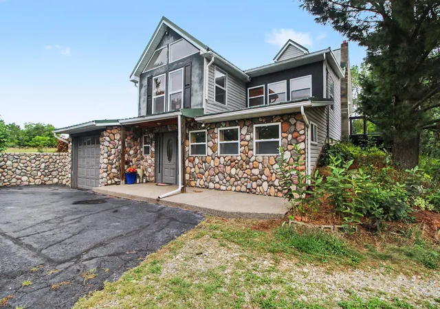 Photo 3 of Single family home for sale at 123 S Freer Rd, Lima Township Washtenaw, MI 48118 | MLS# 81026044615 | Listing updated on 2026-09-17