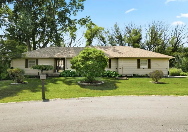 Photo 1 of Single family home for sale at 7034 Lake St, Lexington Township Sanilac, MI 48450 | MLS# 20261067493 | Listing updated on 2026-09-13