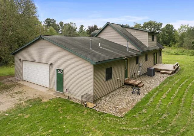 Photo 2 of Single family home for sale at 20680 Cinder, Inland Township Benzie, MI 49643 | MLS# 78080072725 | Listing updated on 2026-09-17