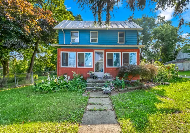 Photo 2 of Single family home for sale at 321 S Main St, Camden Township Hillsdale, MI 49232 | MLS# 53026044617 | Listing updated on 2026-09-15