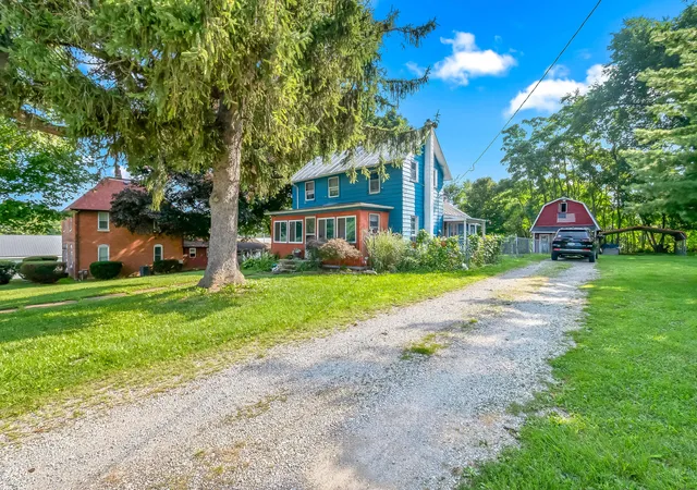 Photo 3 of Single family home for sale at 321 S Main St, Camden Township Hillsdale, MI 49232 | MLS# 53026044617 | Listing updated on 2026-09-15