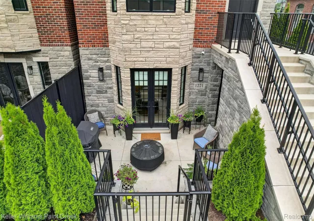 Photo 3 of Condo for sale at 1221 N Main St, Rochester City Oakland, MI 48307 | MLS# 20261067502 | Listing updated on 2026-08-26
