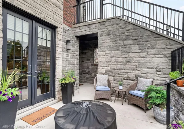 Photo 4 of Condo for sale at 1221 N Main St, Rochester City Oakland, MI 48307 | MLS# 20261067502 | Listing updated on 2026-08-26