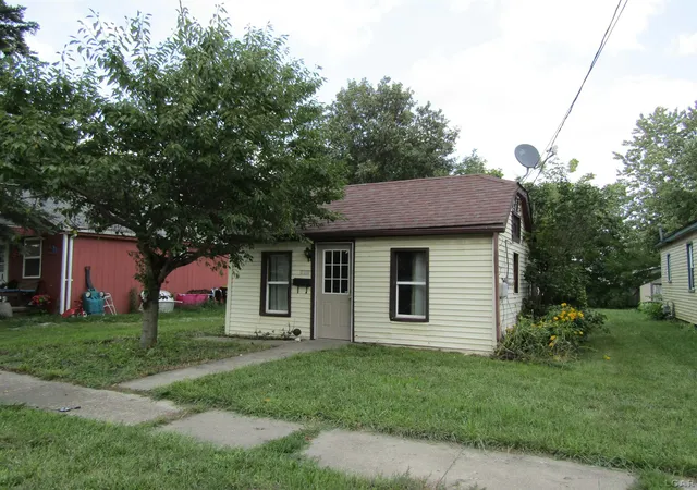 1st image of 741 Oak St, Adrian City Lenawee, MI 49221 | MLS# 56050219565