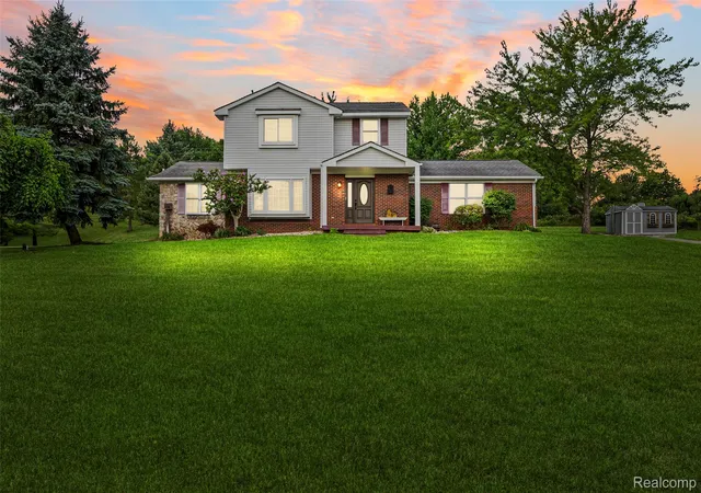 Photo 1 of Single family home for sale at 795 Vivian Ln, Oxford Charter Township Oakland, MI 48371 | MLS# 20261067509 | Listing updated on 2026-08-27