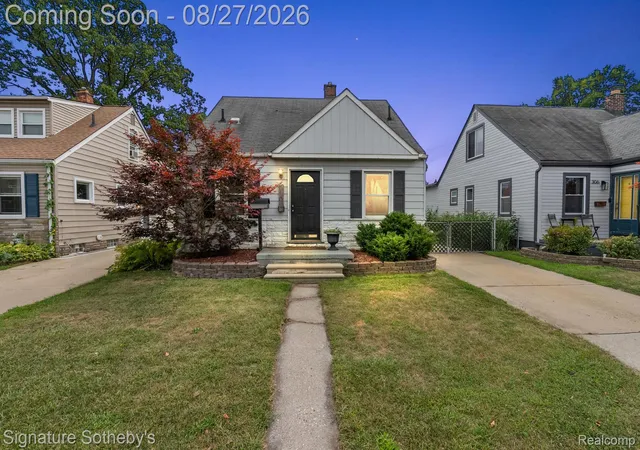 Photo 1 of Single family home for sale at 310 E 12 Mile Rd, Royal Oak City Oakland, MI 48073 | MLS# 20261067510 | Listing updated on 2026-09-12