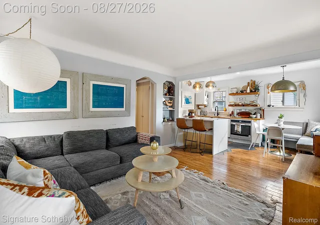 Photo 3 of Single family home for sale at 310 E 12 Mile Rd, Royal Oak City Oakland, MI 48073 | MLS# 20261067510 | Listing updated on 2026-09-12