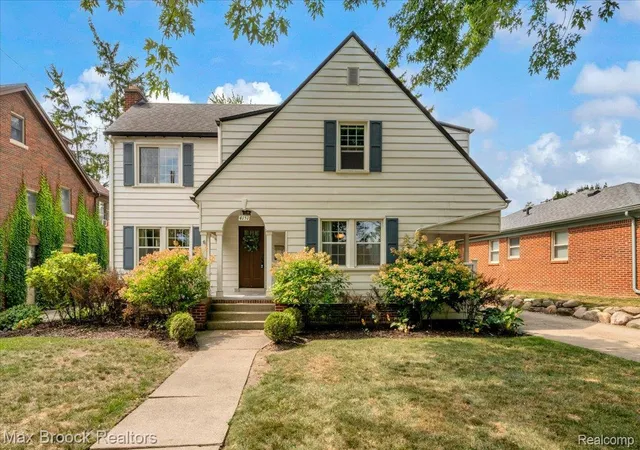 Photo 1 of Single family home for sale at 4151 Arlington Dr, Royal Oak City Oakland, MI 48073 | MLS# 20261067524 | Listing updated on 2026-09-12