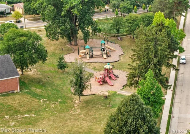 Photo 32 of Single family home for sale at 4151 Arlington Dr, Royal Oak City Oakland, MI 48073 | MLS# 20261067524 | Listing updated on 2026-09-12