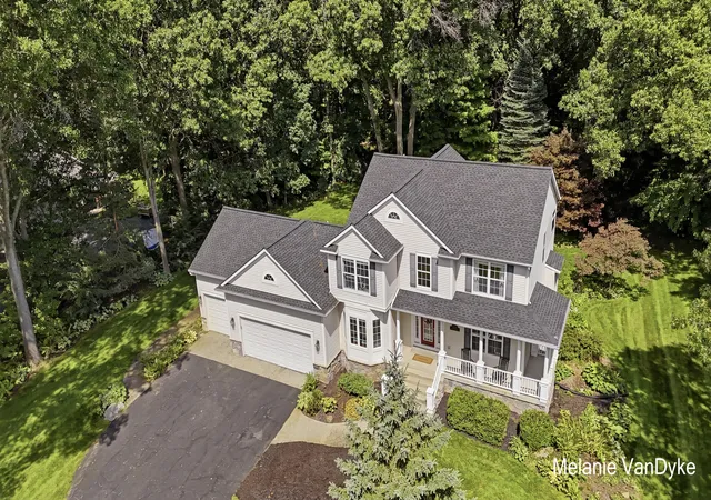 Photo 3 of Single family home for sale at 5133 Brownstone Dr Ne, Cannon Township Kent, MI 49341 | MLS# 65026044635 | Listing updated on 2026-09-18