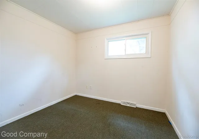 4th image of 3685 Cone Ave, Rochester Hills City Oakland, MI 48309 | MLS# 20261067538