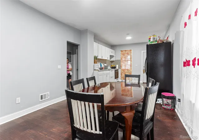 Photo 4 of Single family home for sale at 5860 Hazlett St E, Detroit City Wayne, MI 48210 | MLS# 20261067544 | Listing updated on 2026-08-25