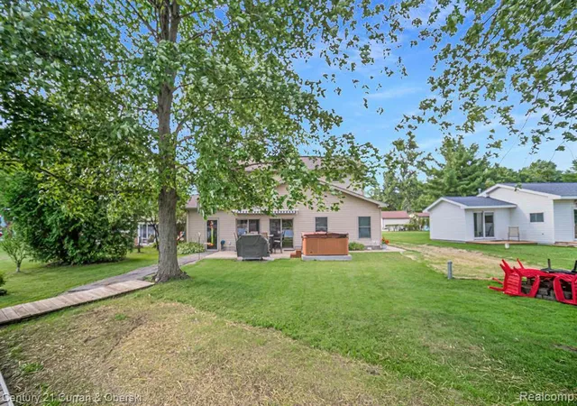 2nd image of 504 Olcott Lake Dr, Napoleon Township Jackson, MI 49201 | MLS# 20261067545