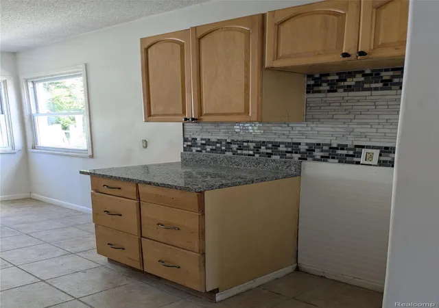 Photo 5 of Single family home for sale at 12841 Prospect Ave, Warren City Macomb, MI 48089 | MLS# 20261067551 | Listing updated on 2026-09-05