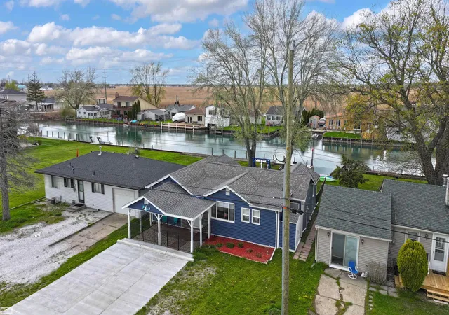 Photo 3 of Single family home for sale at 6334 Marina Dr, Clay Township St Clair, MI 48001 | MLS# 58050219580 | Listing updated on 2026-09-05
