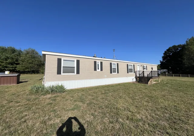2nd image of 91 70th Ave, Hinton Township Mecosta, MI 48850 | MLS# 65026044645