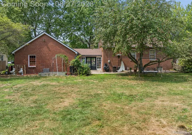 Photo 4 of Single family home for sale at 44736 Malow Ave, Sterling Heights City Macomb, MI 48314 | MLS# 20261067572 | Listing updated on 2026-09-12