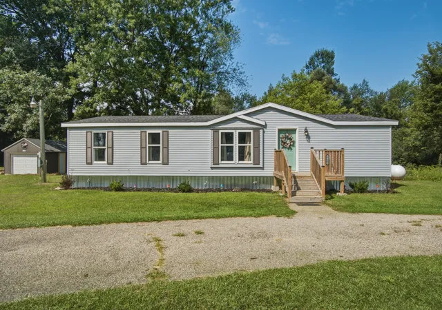 Single family home for sale at 17651 Ritchie Ave Ne, NelsonTownship_Kent, MI 49343 | MLS# 72026044658