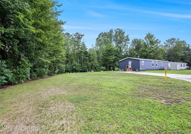 Photo 2 of Single family home for sale at 6154 Birch Creek Ct, Kimball Township St Clair, MI 48704 | MLS# 20261067589 | Listing updated on 2026-09-13