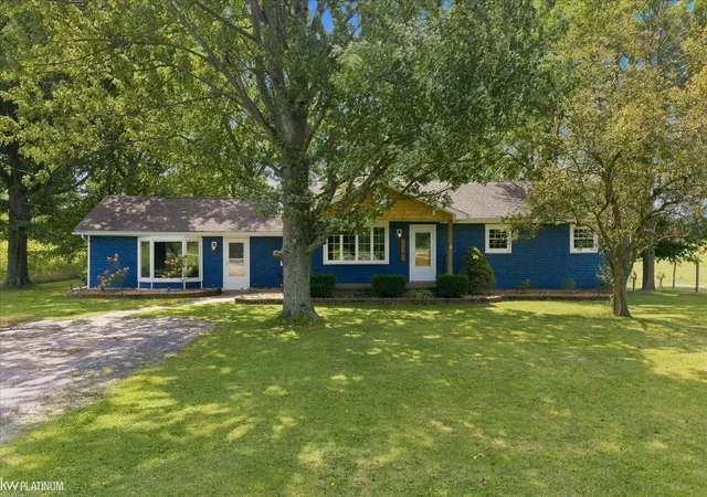 2nd image of 5535 Saint Clair Hwy, China Township St Clair, MI 48054 | MLS# 58050219600