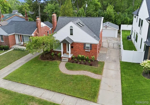 Photo 2 of Single family home for sale at 1872 Banbury St, Birmingham City Oakland, MI 48009 | MLS# 20261067604 | Listing updated on 2026-08-30