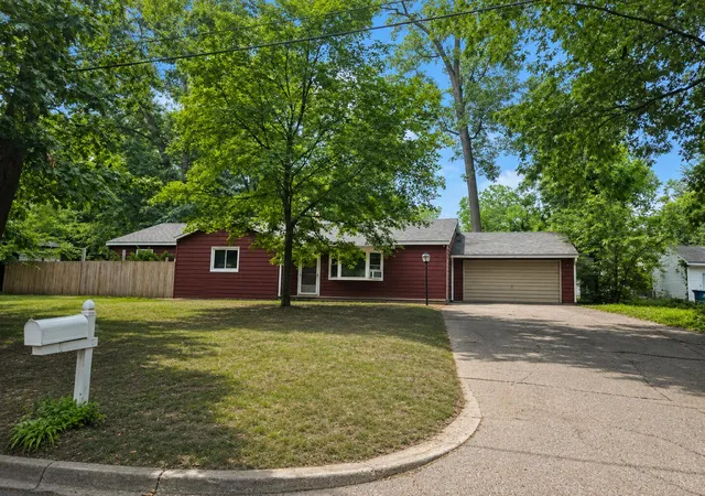 1st image of 181 Shellenberger Ave, Battle Creek City Calhoun, MI 49037 | MLS# 66026044661