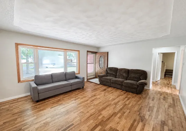 2nd image of 181 Shellenberger Ave, Battle Creek City Calhoun, MI 49037 | MLS# 66026044661