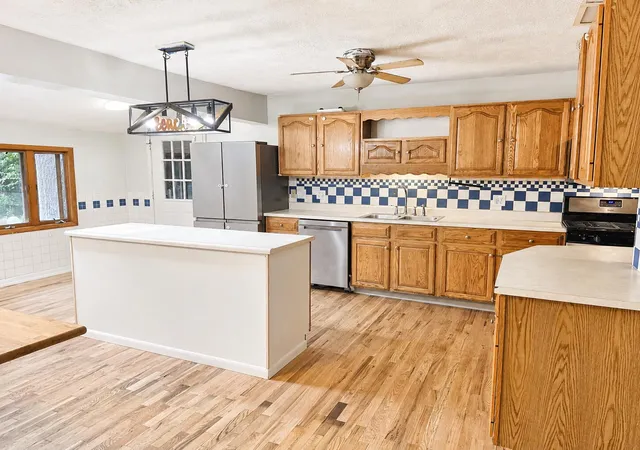 4th image of 181 Shellenberger Ave, Battle Creek City Calhoun, MI 49037 | MLS# 66026044661