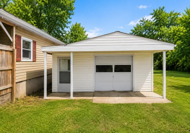 31st image of 4109 Page Ave, Leoni Township Jackson, MI 49254 | MLS# 55026044663