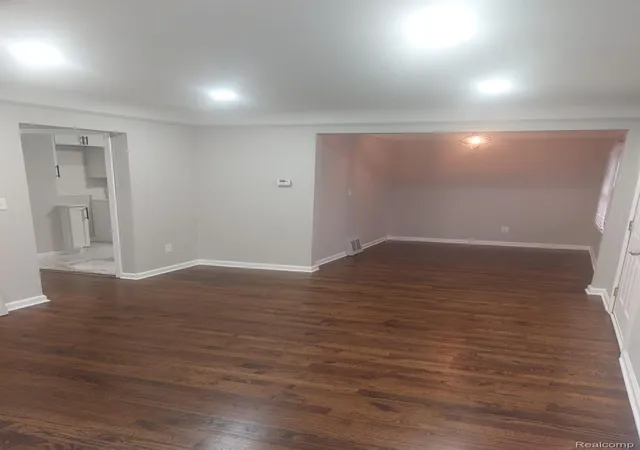Photo 3 of Single family home for sale at 18747 Woodcrest St, Harper Woods City Wayne, MI 48225 | MLS# 20261067620 | Listing updated on 2026-09-10