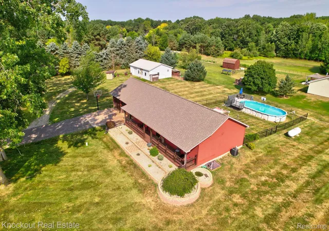 Photo 1 of Sale Pending at 5726 Buell Rd, Tuscola Township Tuscola, MI 48768 | MLS# 20261067623 | Listing updated on 2026-08-31