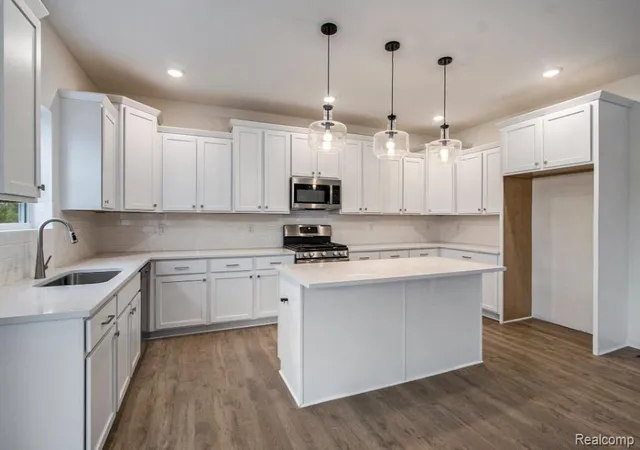 Photo 4 of Single family home for sale at 5393 Lily Ann Ln, Dryden Township Lapeer, MI 48428 | MLS# 20261067621 | Listing updated on 2026-08-25