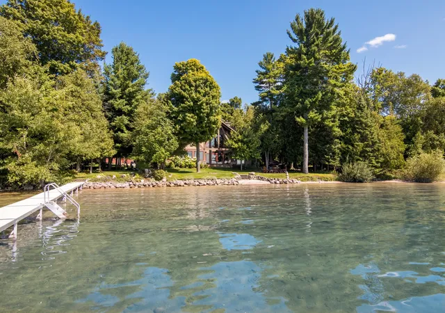 Photo 2 of Single family home for sale at 3463 Ne Torch Lake Dr, Central Lake Township Antrim, MI 49622 | MLS# 78080072734 | Listing updated on 2026-08-31