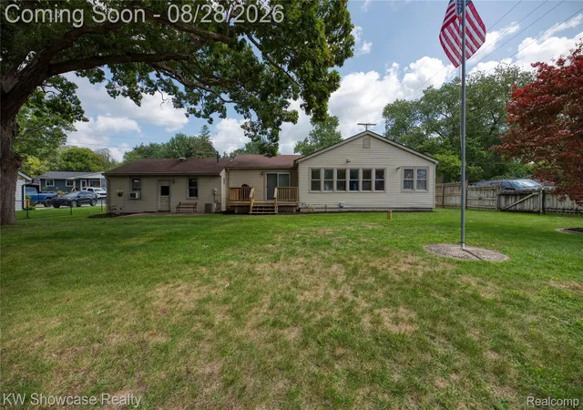 Photo 1 of Single family home for sale at 3519 Woodland Dr, Highland Charter Township Oakland, MI 48356 | MLS# 20261067649 | Listing updated on 2026-09-14