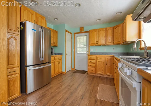 Photo 4 of Single family home for sale at 3519 Woodland Dr, Highland Charter Township Oakland, MI 48356 | MLS# 20261067649 | Listing updated on 2026-09-14