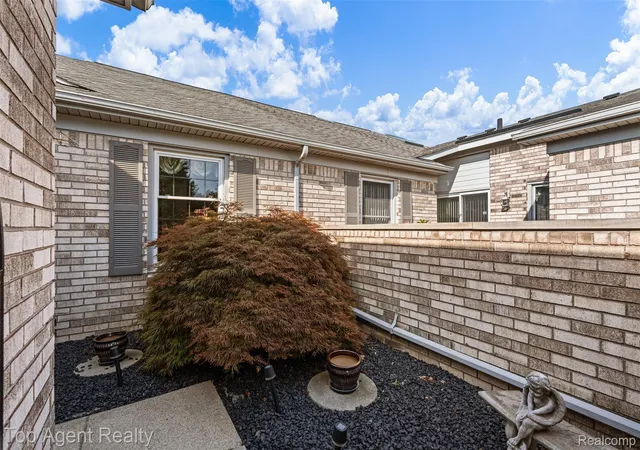 Photo 2 of Condo for sale at 14430 Cove Creek Ct, Shelby Charter Township Macomb, MI 48315 | MLS# 20261067665 | Listing updated on 2026-09-14