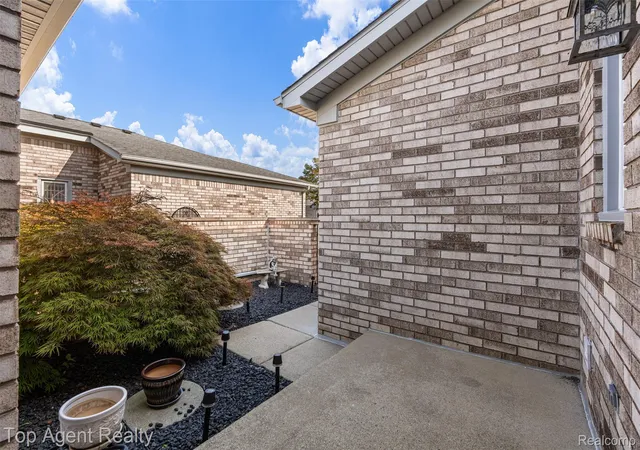 Photo 3 of Condo for sale at 14430 Cove Creek Ct, Shelby Charter Township Macomb, MI 48315 | MLS# 20261067665 | Listing updated on 2026-09-14