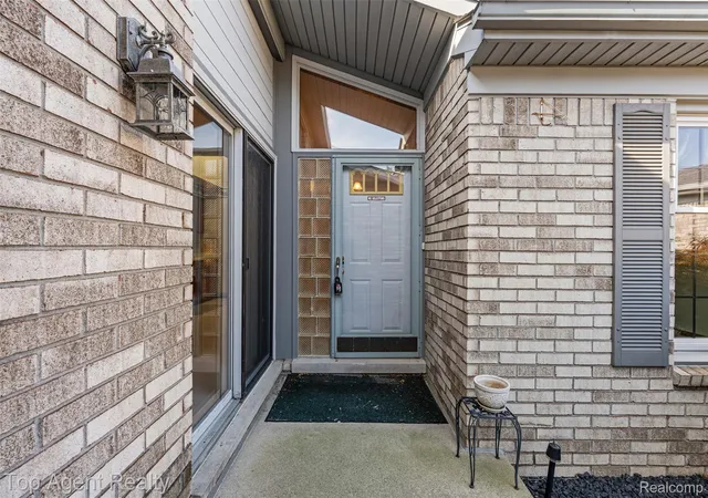 Photo 4 of Condo for sale at 14430 Cove Creek Ct, Shelby Charter Township Macomb, MI 48315 | MLS# 20261067665 | Listing updated on 2026-09-14