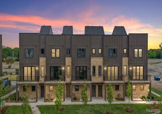 Condo for sale at 1046 Friends Dr #3, DetroitCity_Wayne, MI 48207 | MLS# 20261067681