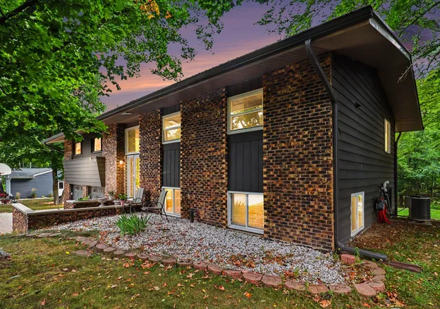 2nd image of 14160 Oak Hollow Dr, Big Rapids Charter Township Mecosta, MI 49307 | MLS# 72026044701