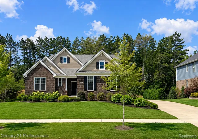 Photo 4 of Single family home for sale at 7533 Hardwood Cir, Canton Charter Township Wayne, MI 48187 | MLS# 20261067691 | Listing updated on 2026-09-13