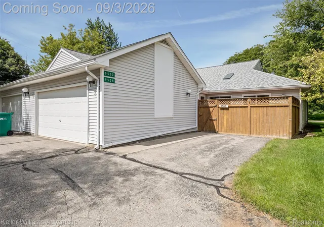 Photo 23 of Condo for sale at 9500 Marina Ct, White Lake, MI 48386 | MLS# 20261067701 | Listing updated on 2026-09-08