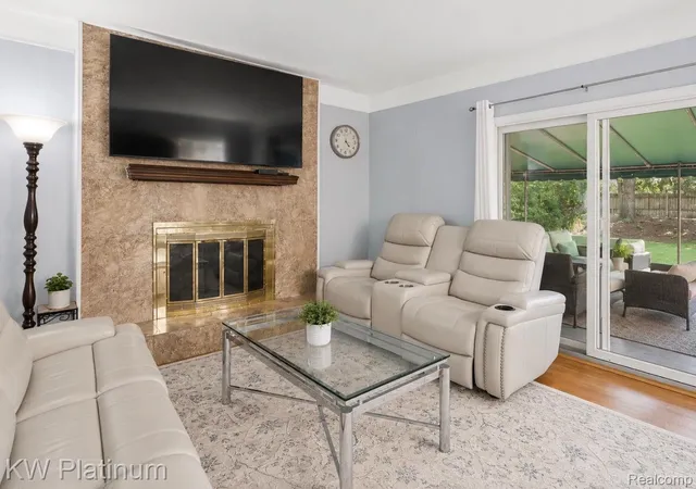 Photo 2 of Single family home for sale at 13615 Brookside Dr, Sterling Heights City Macomb, MI 48313 | MLS# 20261067713 | Listing updated on 2026-09-18